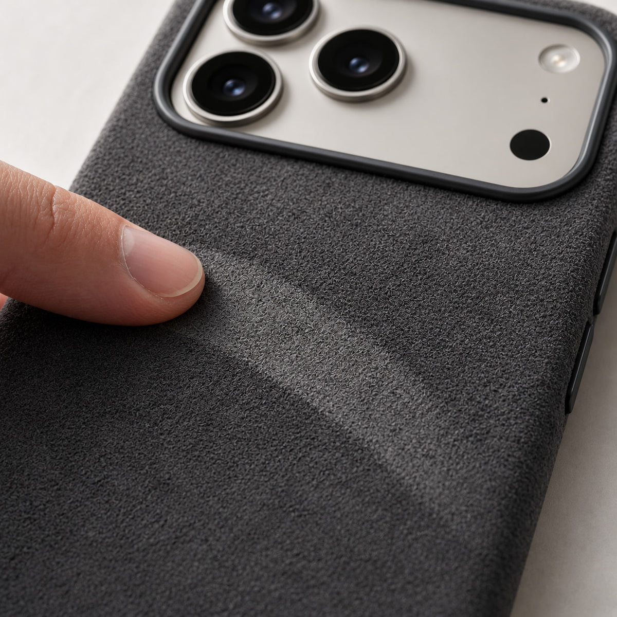 Velluto Case